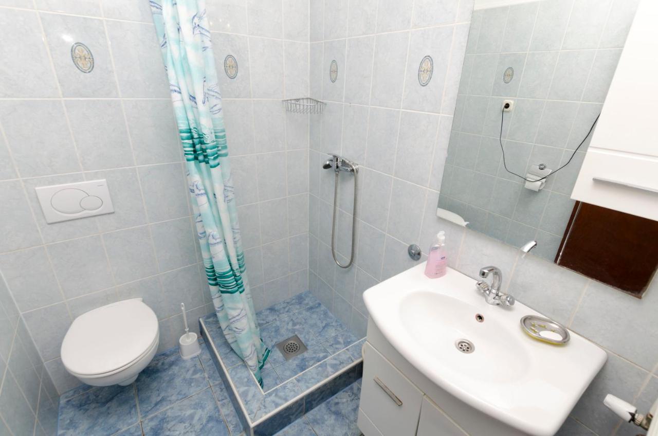 Apartments Luka Rogoznica  Buitenkant foto